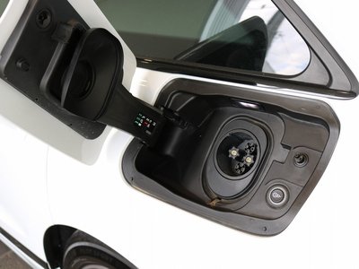 صورة 42 لـ 2025 AUDI A6 AVANT E-TRON