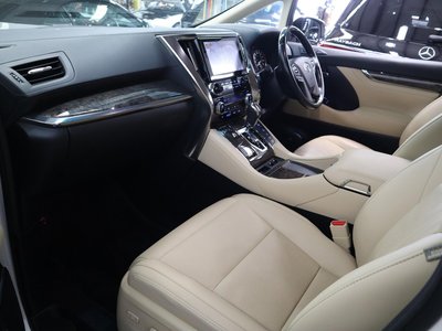 2018 Toyota ALPHARD — фото 33
