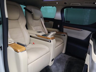 2018 Toyota ALPHARD — фото 18