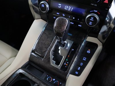 2018 Toyota ALPHARD — фото 30