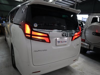 2018 Toyota ALPHARD — фото 2