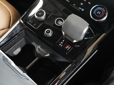 2024 LAND Rover RANGE ROVER SPORT thumbnail 27