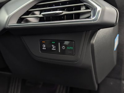 صورة 39 لـ 2022 AUDI E-TRON GT QUATTRO