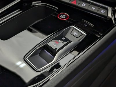 صورة 22 لـ 2022 AUDI E-TRON GT QUATTRO