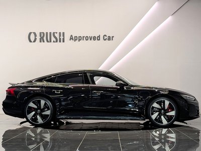 صورة 3 لـ 2022 AUDI E-TRON GT QUATTRO