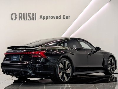 صورة 4 لـ 2022 AUDI E-TRON GT QUATTRO