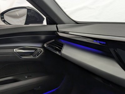 صورة 46 لـ 2022 AUDI E-TRON GT QUATTRO