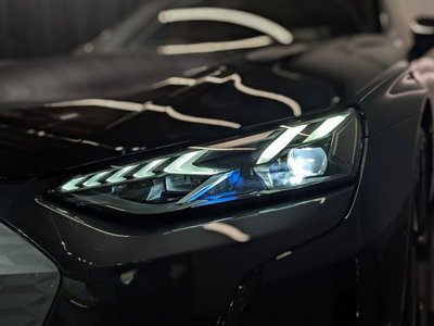 صورة 68 لـ 2022 AUDI E-TRON GT QUATTRO