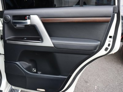 2015 Toyota LAND CRUISER 200 照片 24