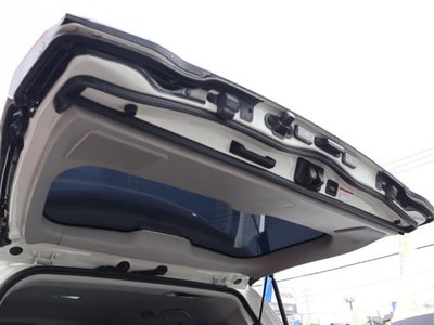 2015 Toyota LAND CRUISER 200 照片 16