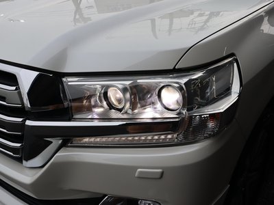 2015 Toyota LAND CRUISER 200 照片 53