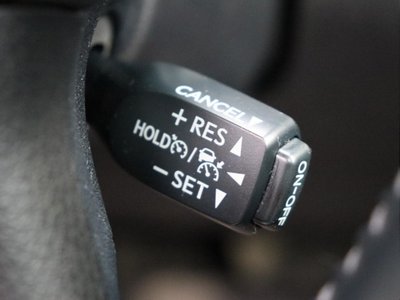 2015 Toyota LAND CRUISER 200 照片 12