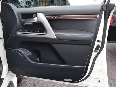 2015 Toyota LAND CRUISER 200 照片 22