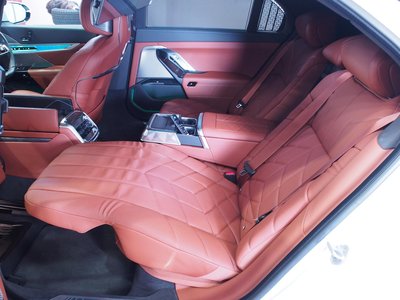 2023 BMW 7 SERIES thumbnail 36