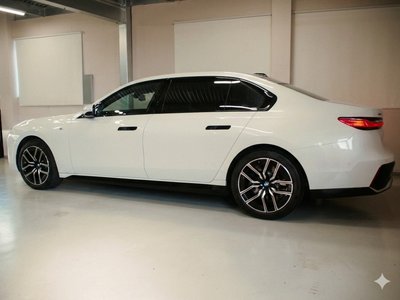 2023 BMW 7 SERIES photo 12