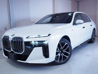 2023 BMW 7 SERIES photo 6