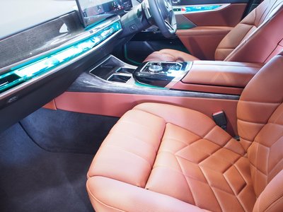 2023 BMW 7 SERIES thumbnail 28
