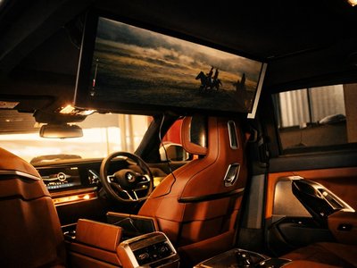 2023 BMW 7 SERIES photo 4