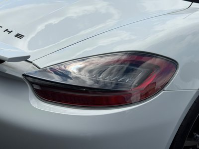 2016 Porsche BOXSTER thumbnail 18