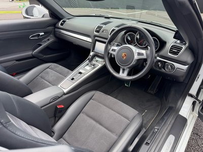 2016 Porsche BOXSTER thumbnail 31