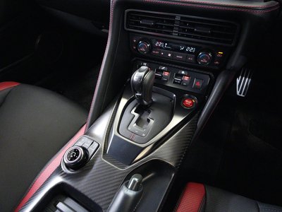 صورة 12 لـ 2024 Nissan GT-R
