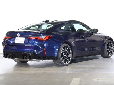 2022 BMW M4 COUPE photo 2