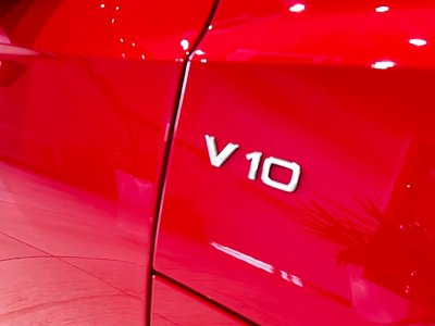صورة 35 لـ 2017 AUDI R8 SPYDER