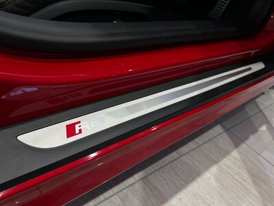 صورة 40 لـ 2017 AUDI R8 SPYDER