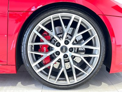 صورة 37 لـ 2017 AUDI R8 SPYDER