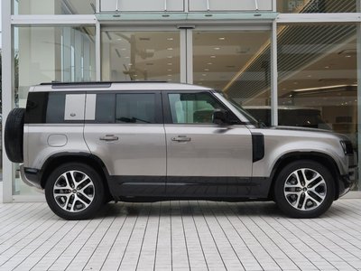 2021 LAND Rover DEFENDER thumbnail 23