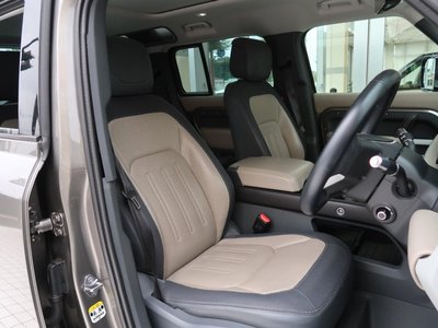 2021 LAND Rover DEFENDER photo 15