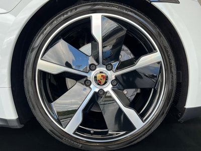 2022 Porsche TAYCAN thumbnail 26