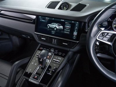 2020 Porsche CAYENNE thumbnail 21