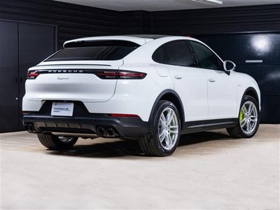 2020 Porsche CAYENNE photo 4