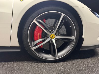 2023 Ferrari 296 GTS — фото 38