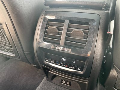 2023 BMW X4 thumbnail 38