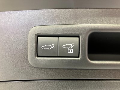 صورة 105 لـ 2023 Lexus UX
