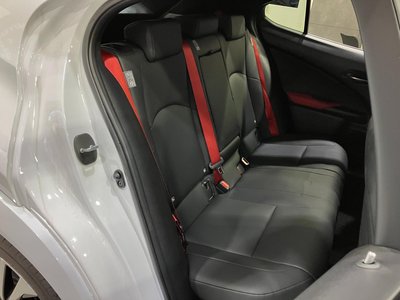 صورة 26 لـ 2023 Lexus UX