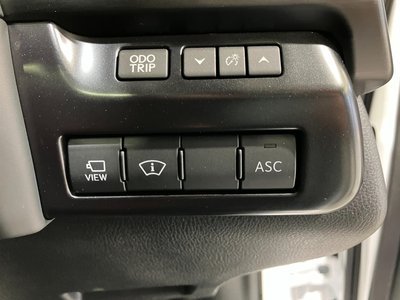 صورة 71 لـ 2023 Lexus UX