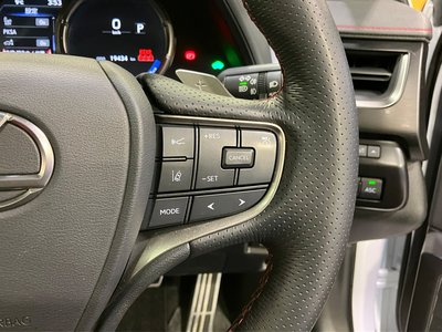 صورة 110 لـ 2023 Lexus UX