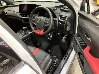 صورة 57 لـ 2023 Lexus UX
