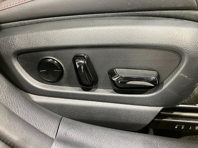 صورة 62 لـ 2023 Lexus UX