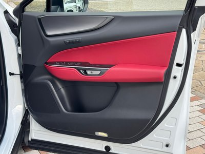 صورة مصغرة 32 لـ 2025 Lexus NX