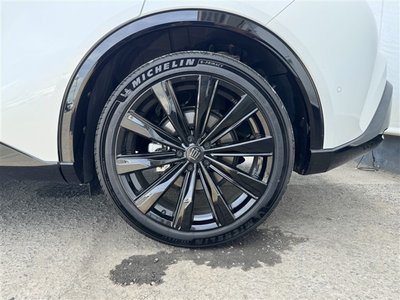 2023 Toyota CROWN SPORT photo 35