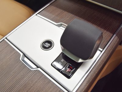 2025 LAND Rover RANGE ROVER thumbnail 23