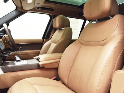 2025 LAND Rover RANGE ROVER photo 9