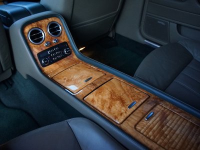 صورة 28 لـ 2005 Bentley CONTINENTAL