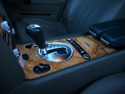 صورة 48 لـ 2005 Bentley CONTINENTAL