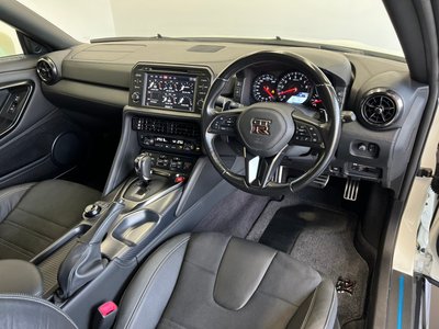 صورة 8 لـ 2019 Nissan GT-R