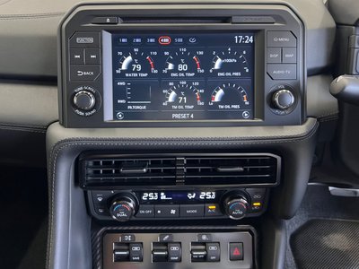 2019 Nissan GT-R — миниатюра 17